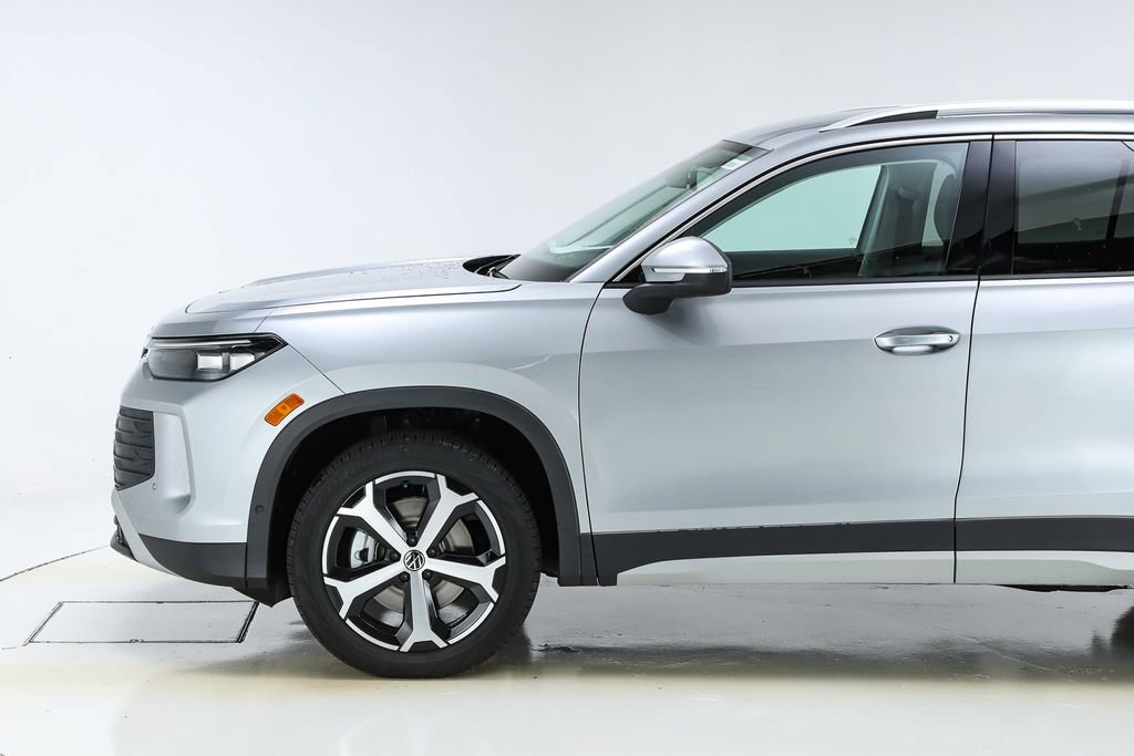 New 2026 Volkswagen Tiguan SE image 41