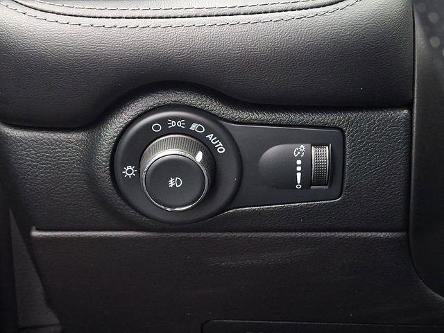 Used 2022 Dodge Durango GT image 27