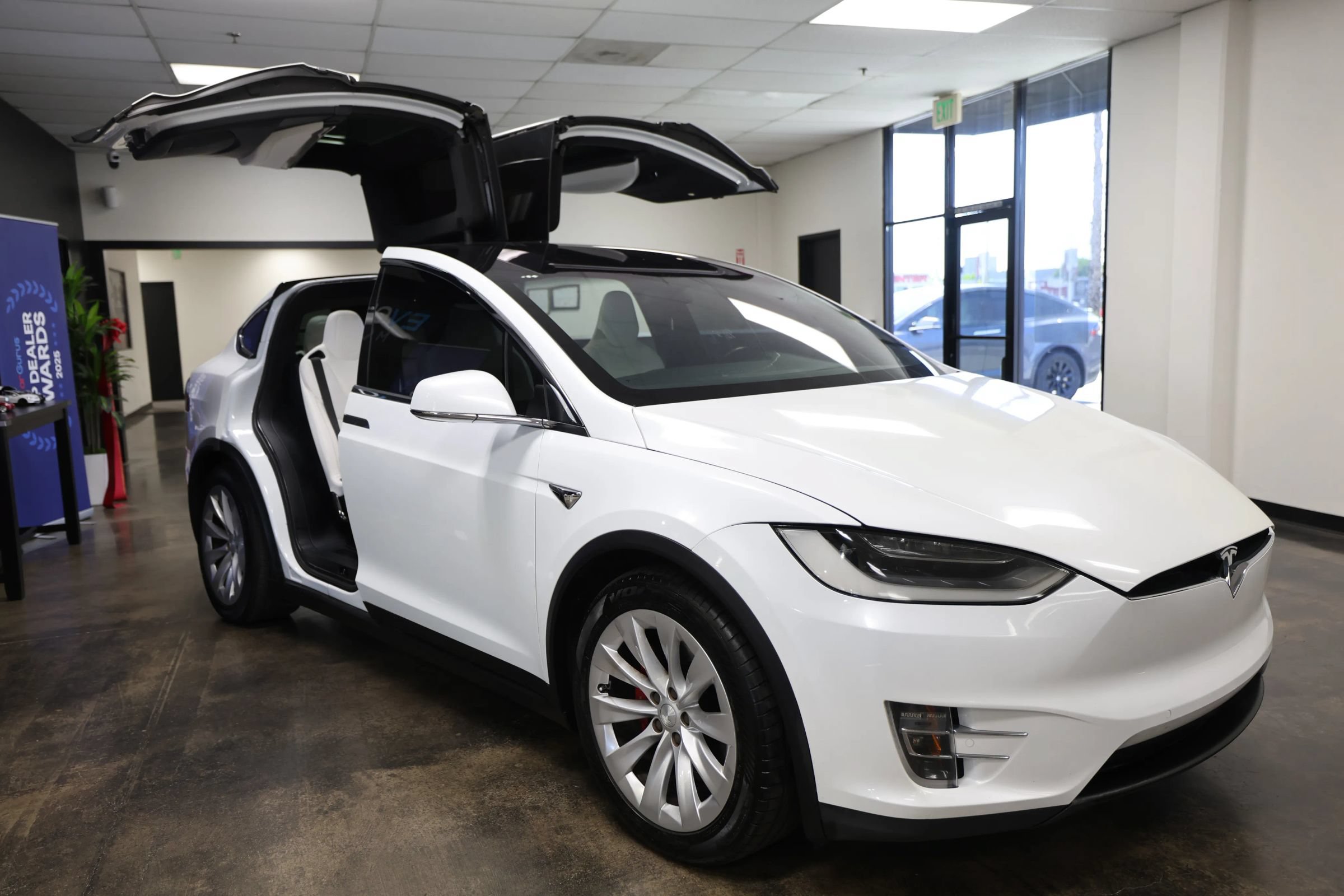 Used 2018 Tesla Model X P100D AWD/4WD image 12