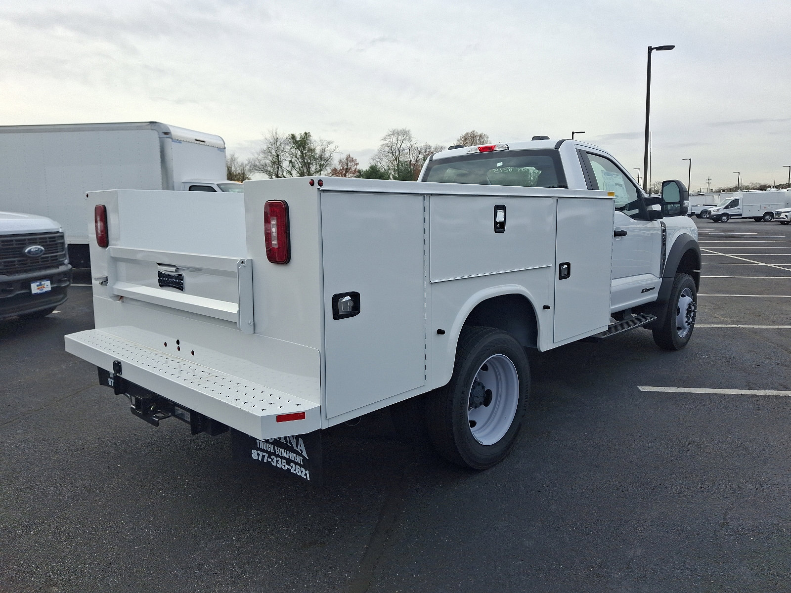 Used 2024 Ford F550 2WD Regular Cab Super Duty image 6