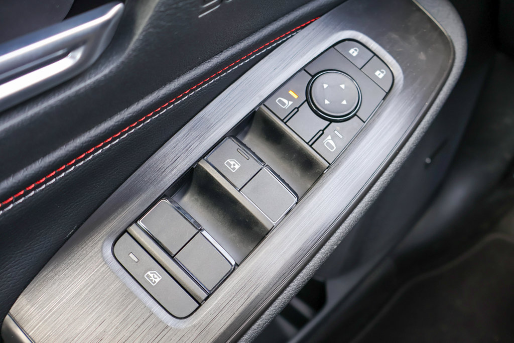 New 2026 Nissan Sentra SR w/ SR Premium Package FWD image 14