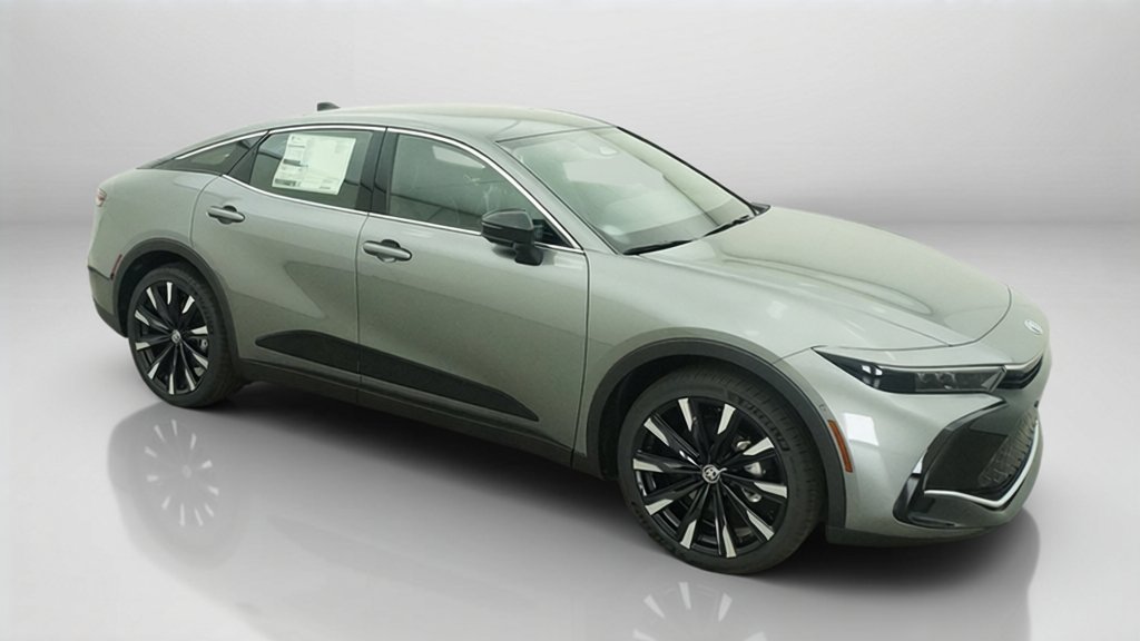 New 2026 Toyota Crown Platinum AWD/4WD image 6