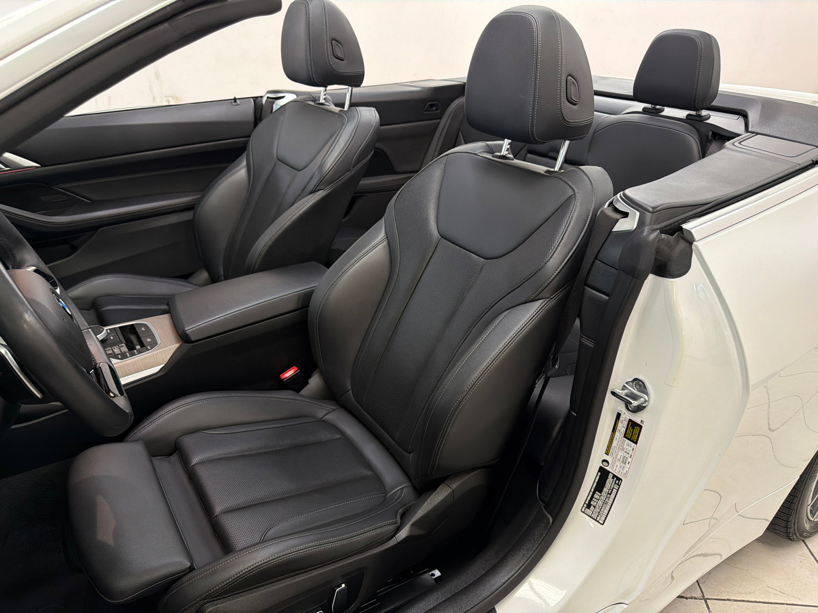Used 2025 BMW 430i Convertible RWD image 10