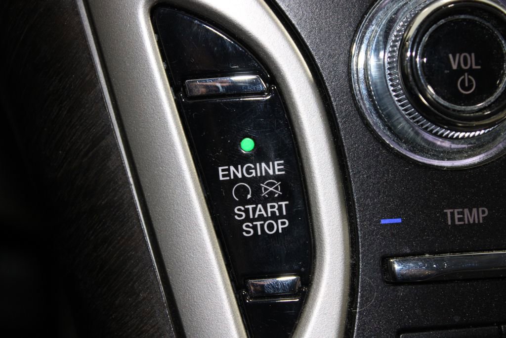 Used 2020 Lincoln Nautilus Reserve w/ Equipment Group 201A image 25