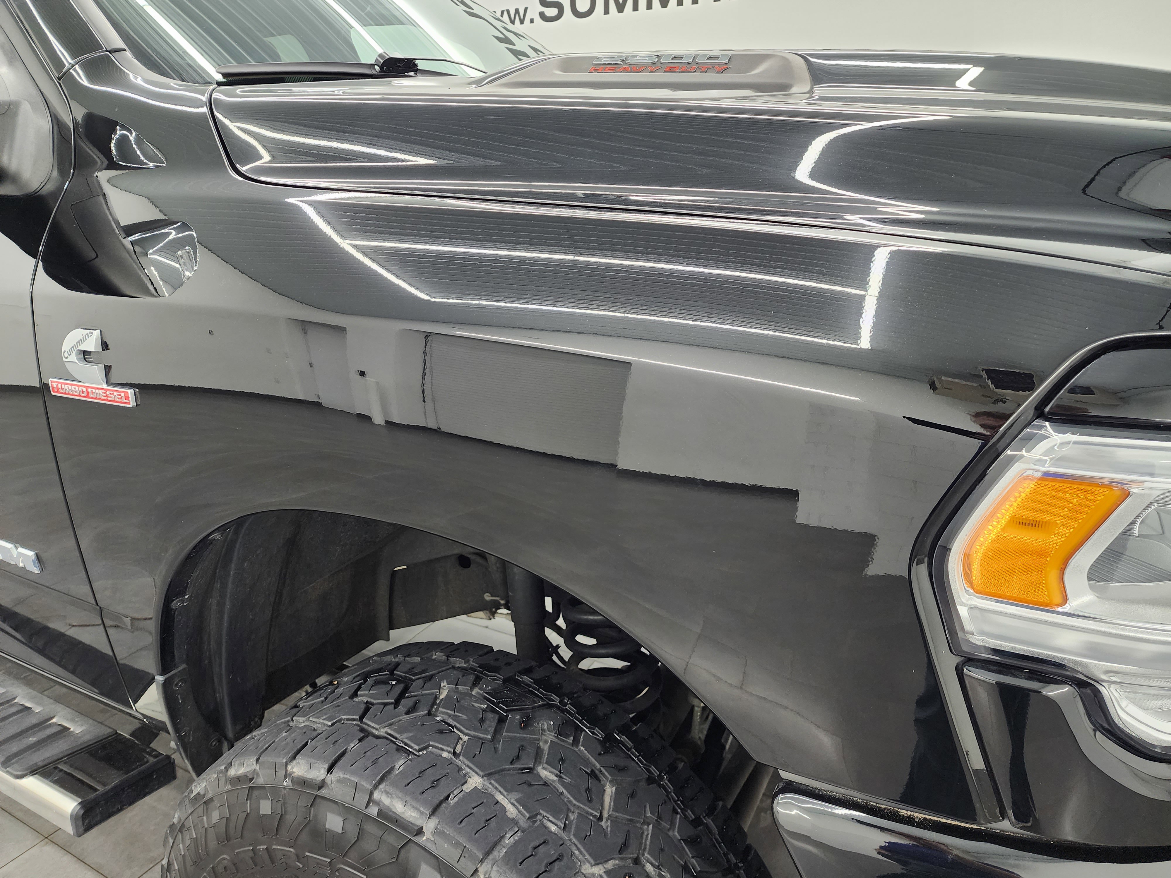 Used 2024 RAM 2500 Laramie w/ Sport Appearance Package image 23