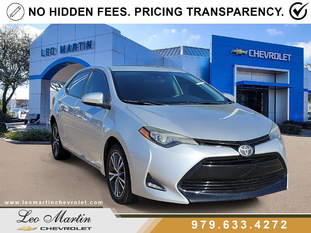 Used 2018 Toyota Corolla LE w/ LE Premium Package w/Moonroof FWD image 2