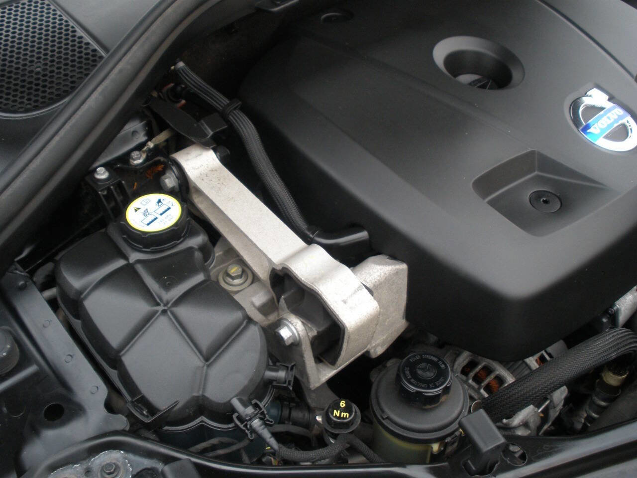 Used 2016 Volvo XC60 T5 Premier FWD image 15
