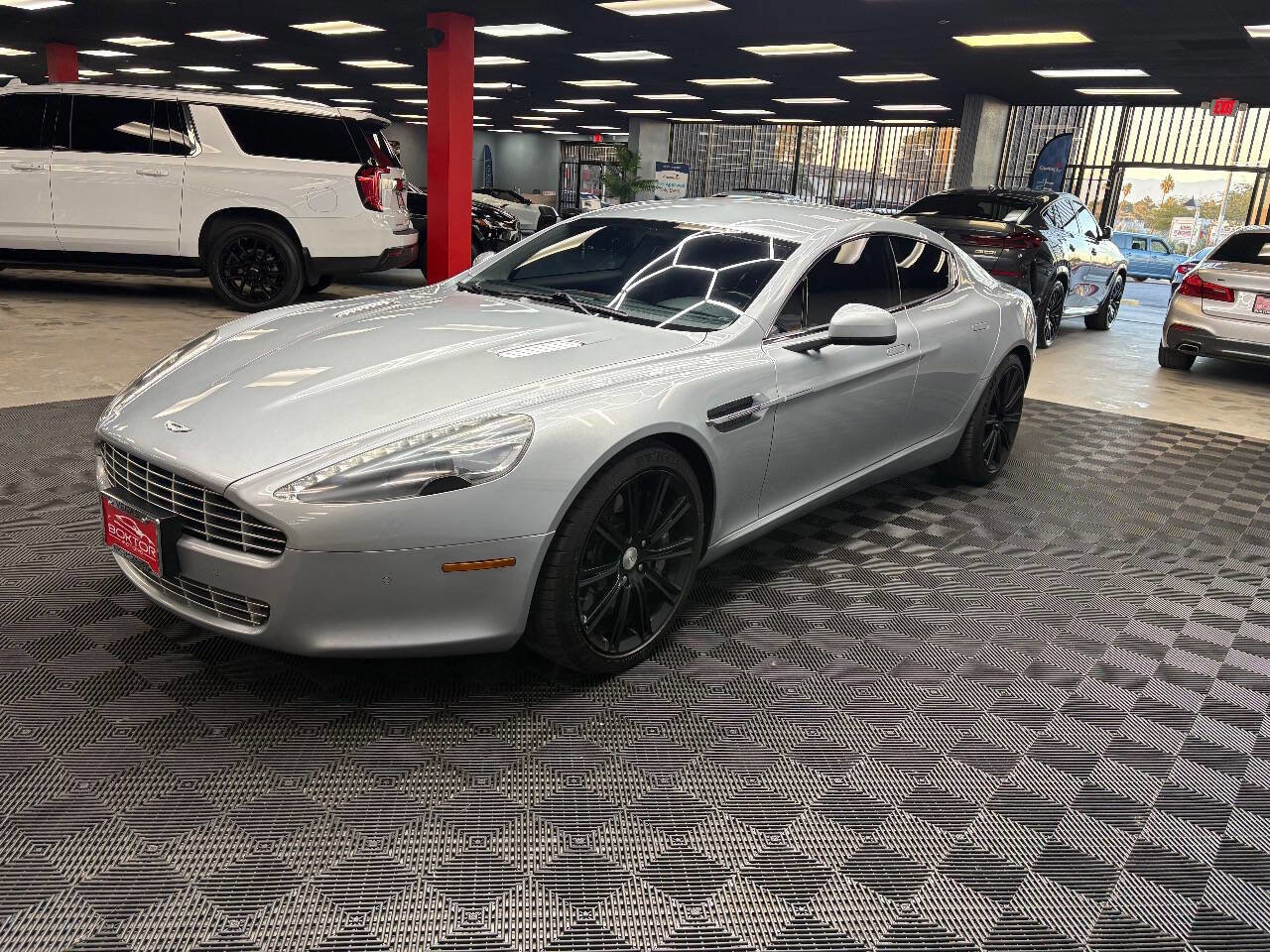 Used 2011 Aston Martin Rapide image 7
