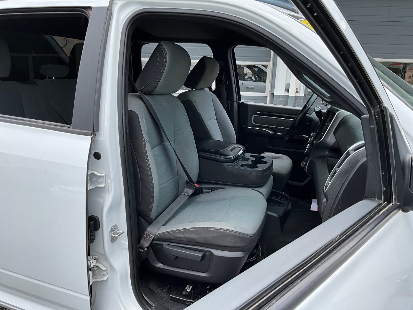 Used 2022 RAM 2500 Big Horn w/ Cold Weather Group AWD/4WD image 24
