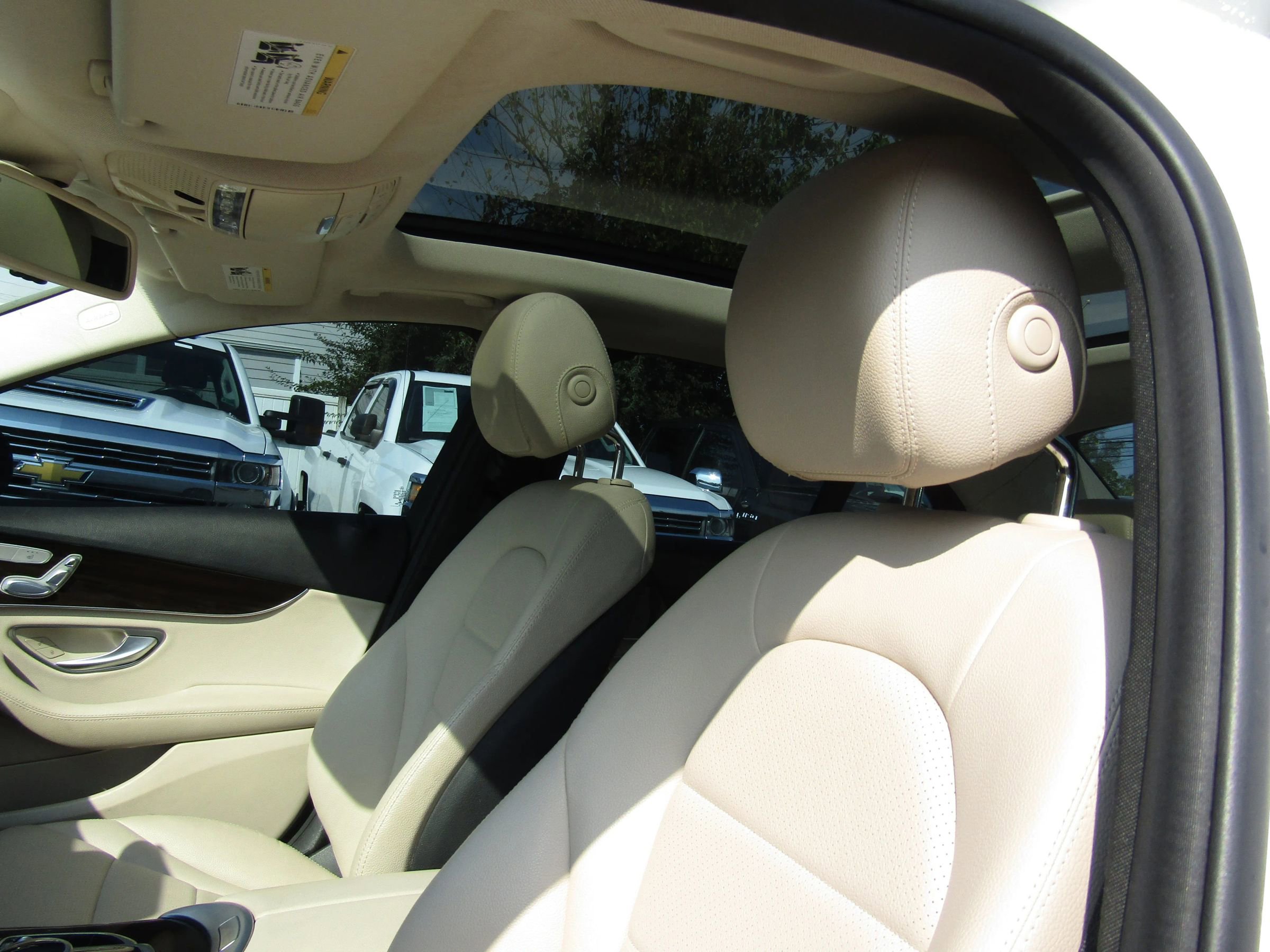 Used 2017 Mercedes-Benz C 300 4MATIC Sedan image 20