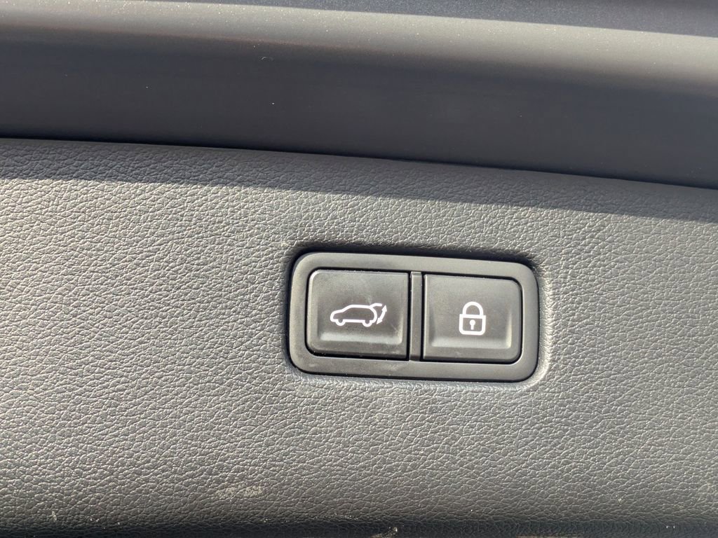 Used 2021 Genesis GV80 3.5T Advanced + image 12