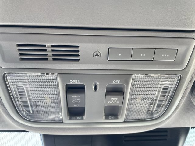 Used 2022 Honda CR-V EX-L image 17