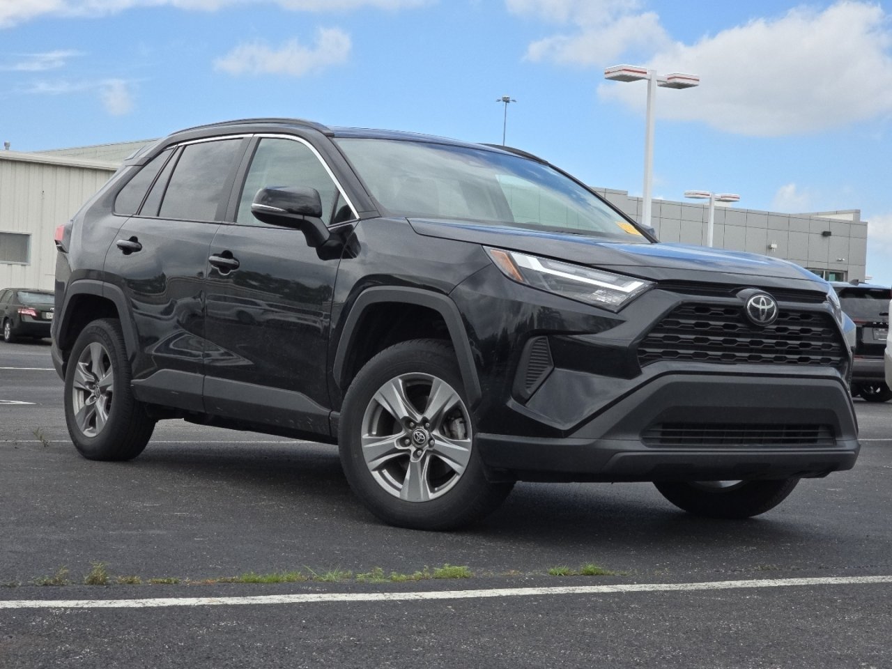 Certified 2024 Toyota RAV4 XLE w/ Convenience Package AWD/4WD image 3