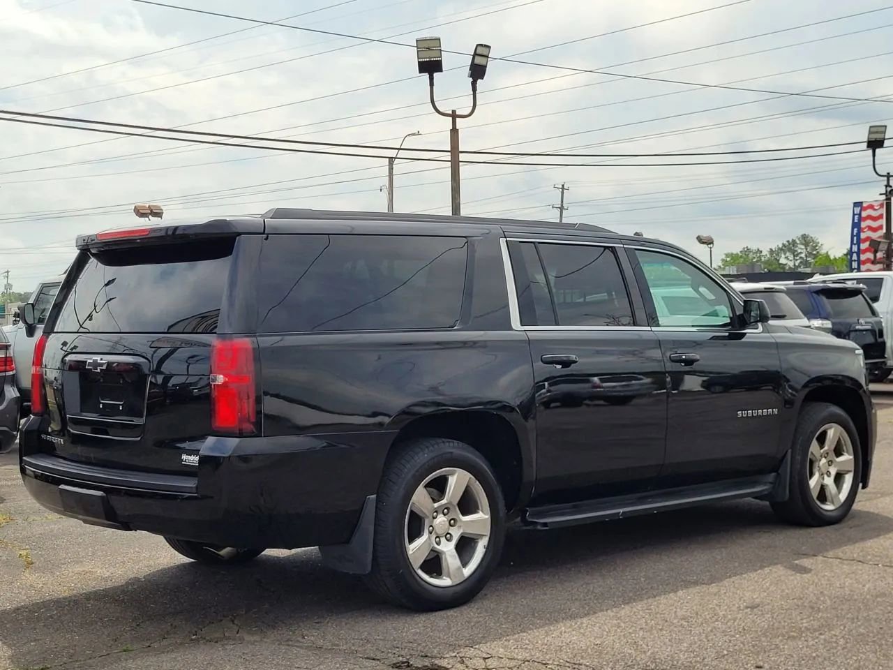 Used 2015 Chevrolet Suburban LT AWD/4WD image 4