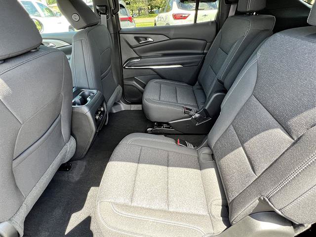 New 2026 Chevrolet Traverse LT w/ LPO, Floor Liner Package FWD image 16