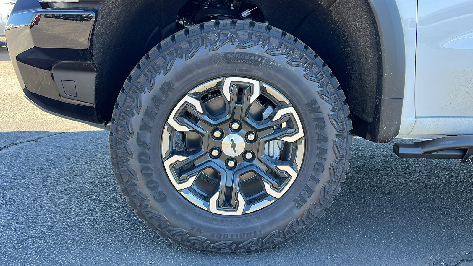 New 2026 Chevrolet Silverado 1500 ZR2 image 13