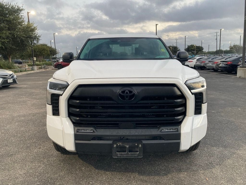 Used 2022 Toyota Tundra SR5 RWD image 2