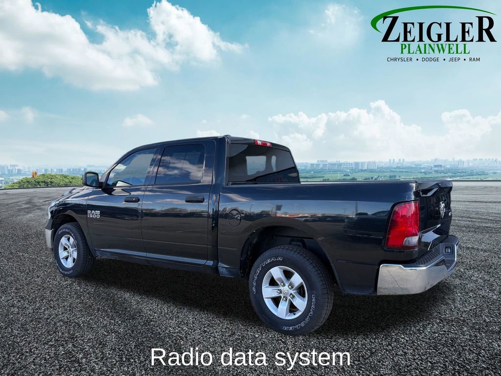 Used 2017 RAM 1500 ST w/ SXT Appearance Group image 4