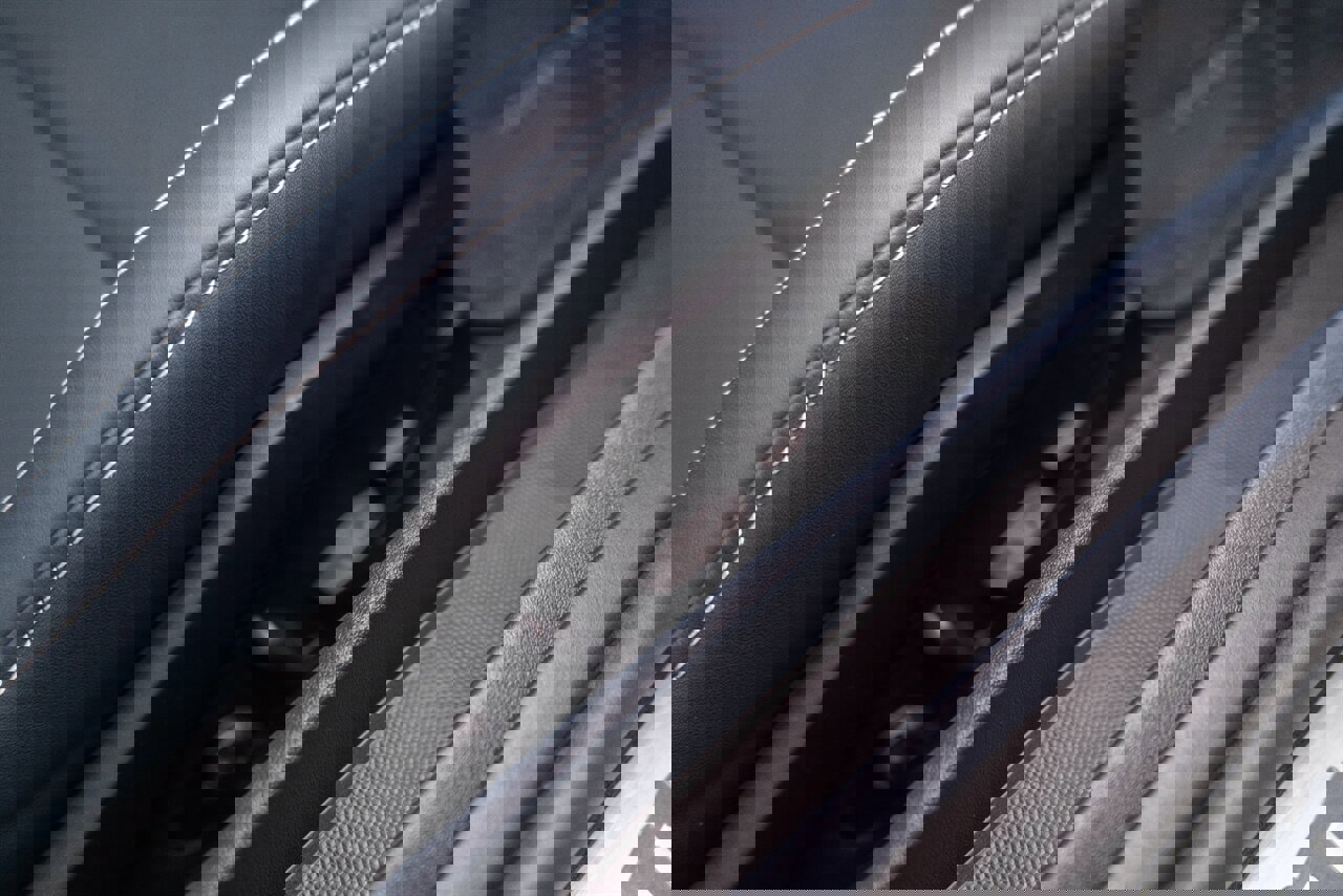 Used 2025 Porsche 911 Carrera w/ Premium Package image 48