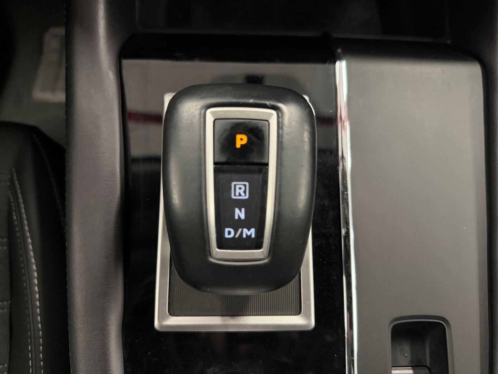 Used 2023 Mitsubishi Outlander SE Black Edition image 23