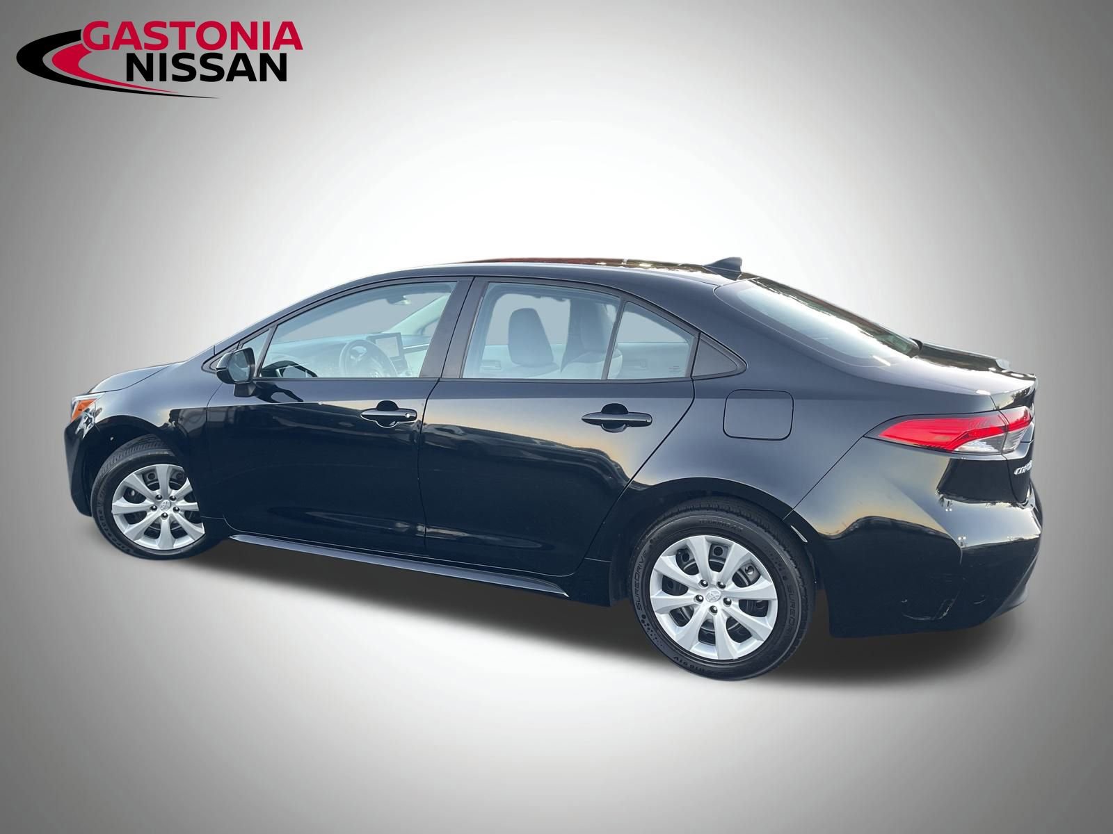 Used 2024 Toyota Corolla LE image 7