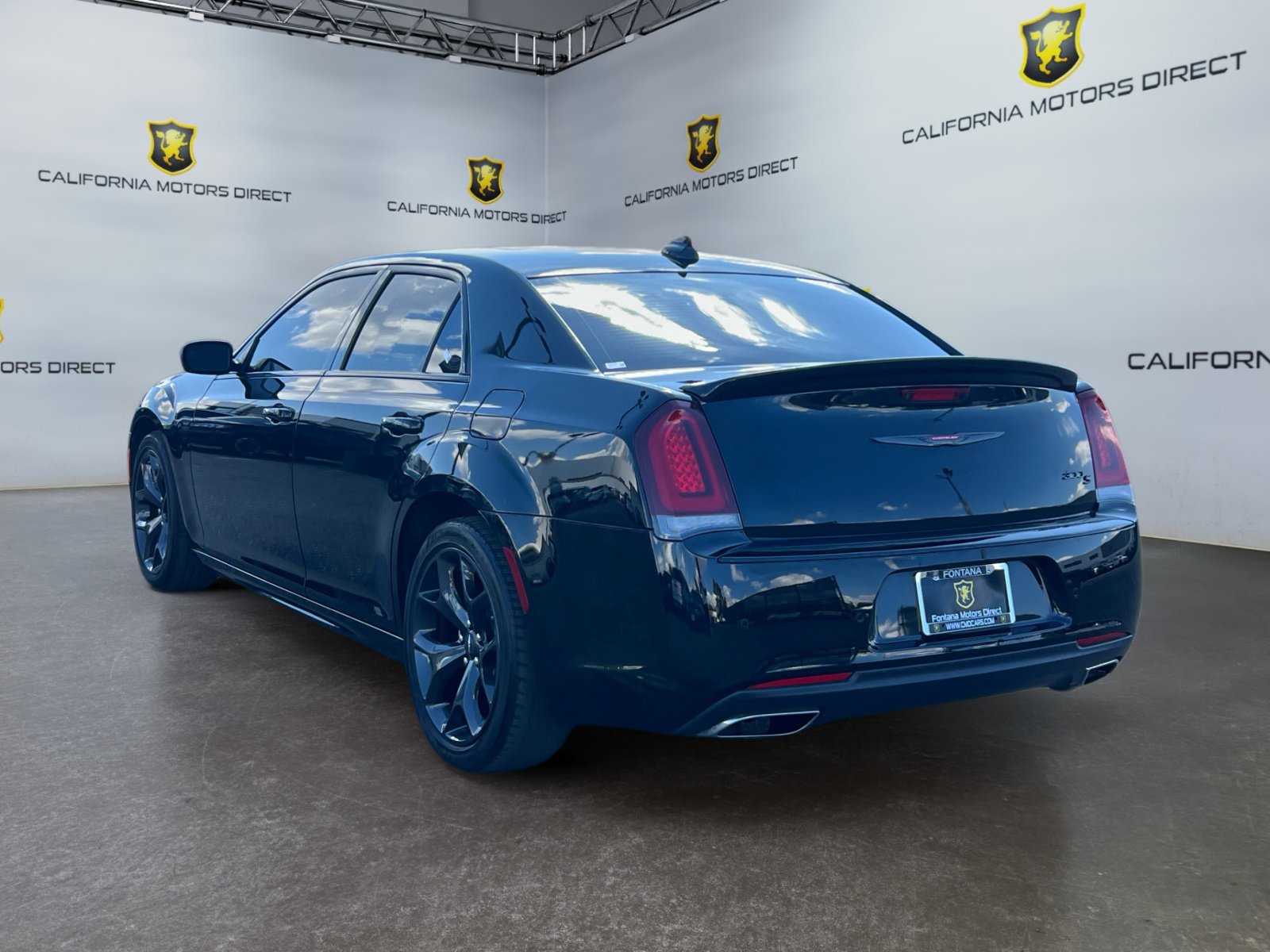Used 2022 Chrysler 300 S w/ Safetytec Plus Group image 3