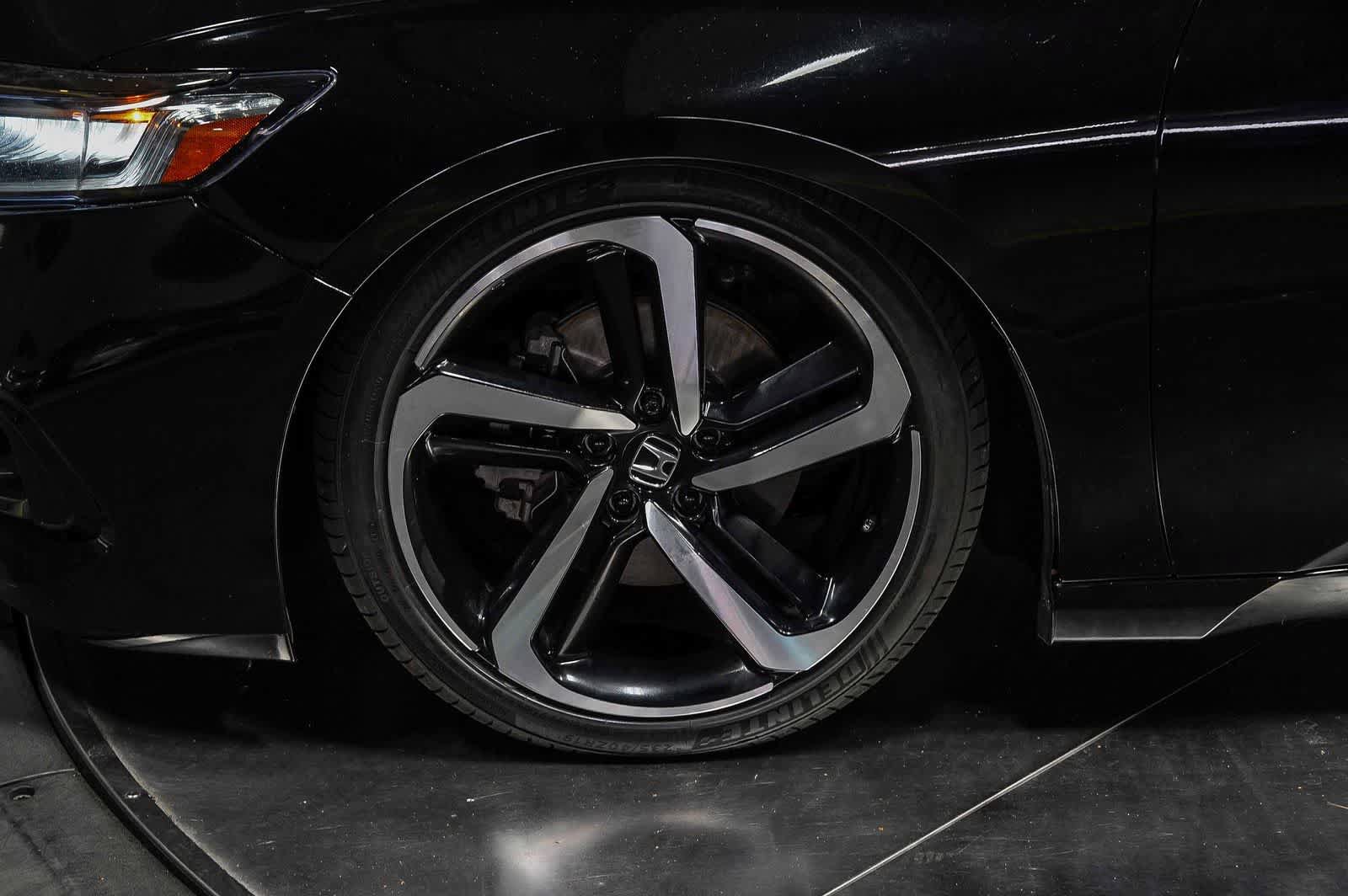 Used 2022 Honda Accord Sport image 9