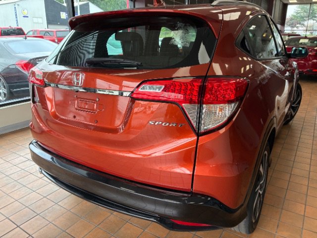 Used 2019 Honda HR-V Sport image 8