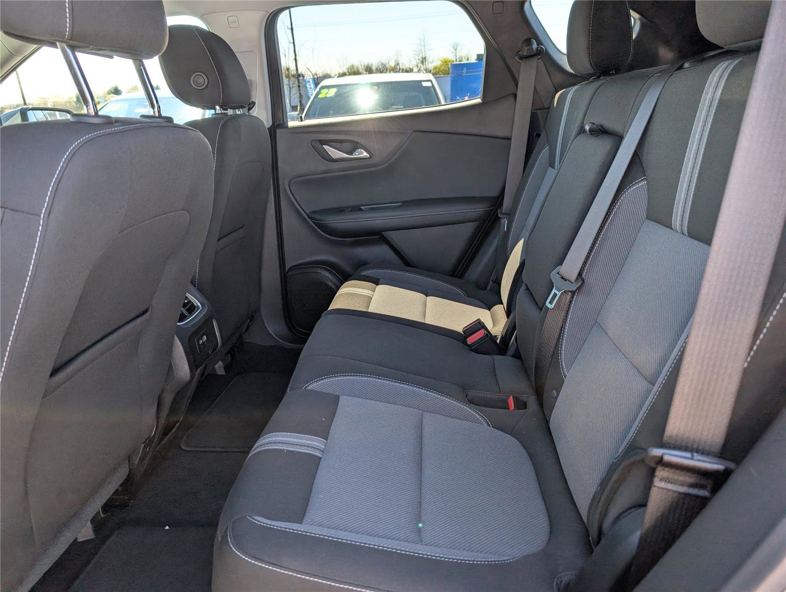 Used 2024 Chevrolet Blazer LT w/ Convenience Package image 15