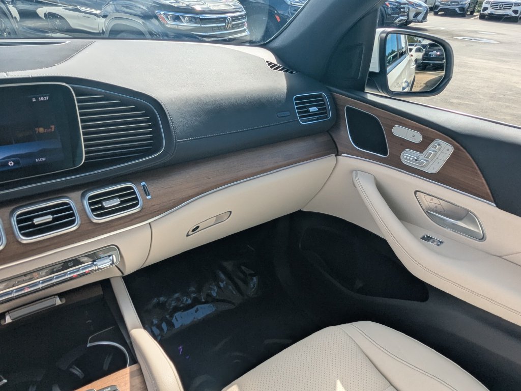 Used 2026 Mercedes-Benz GLE 350 4MATIC image 4
