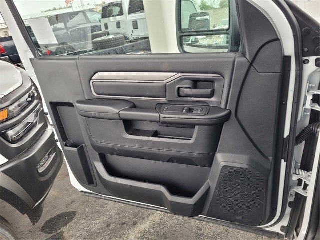 New 2026 RAM 4500 Tradesman image 9