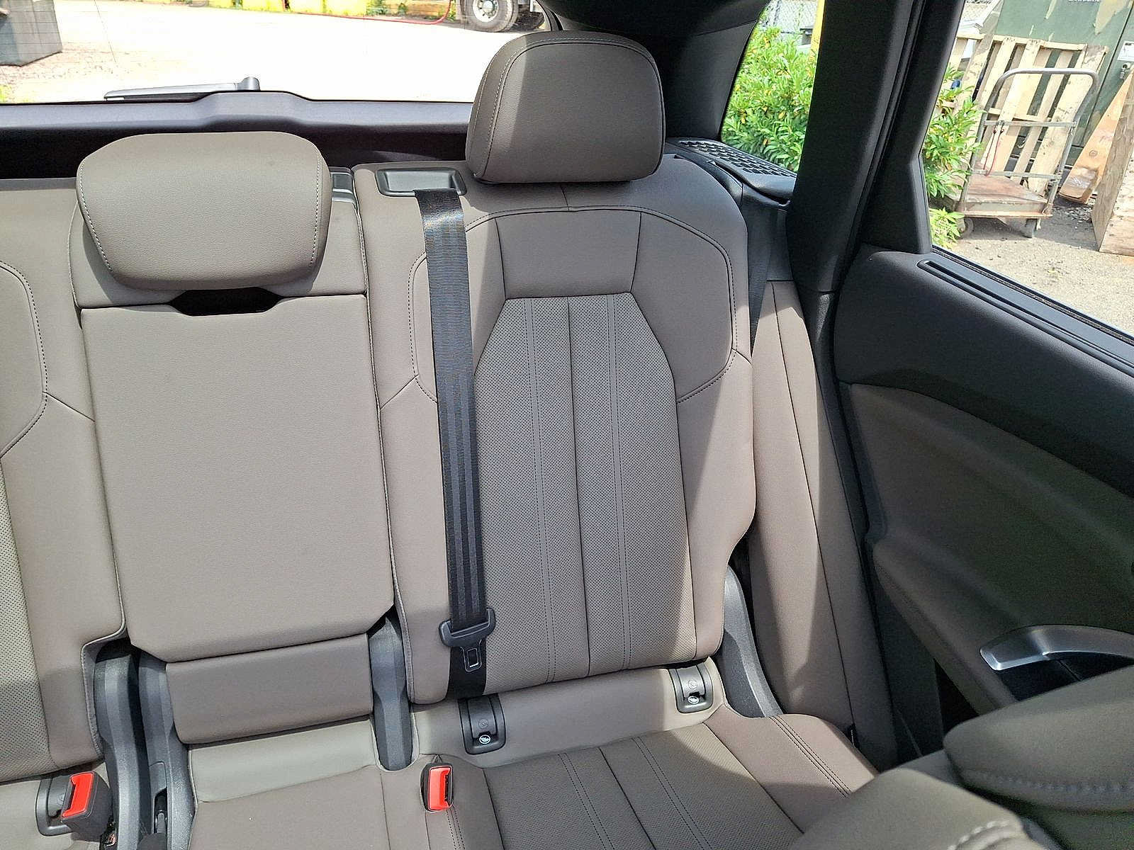 Used 2025 Audi Q5 Premium w/ Premium Plus AWD/4WD image 14