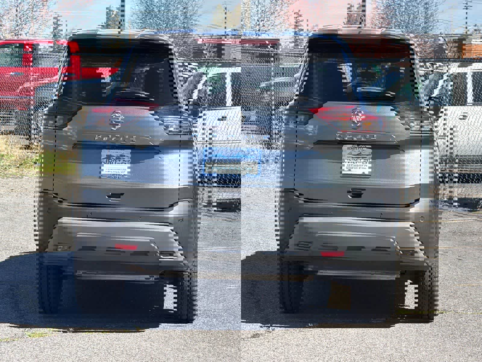 Used 2023 Nissan Rogue S image 7