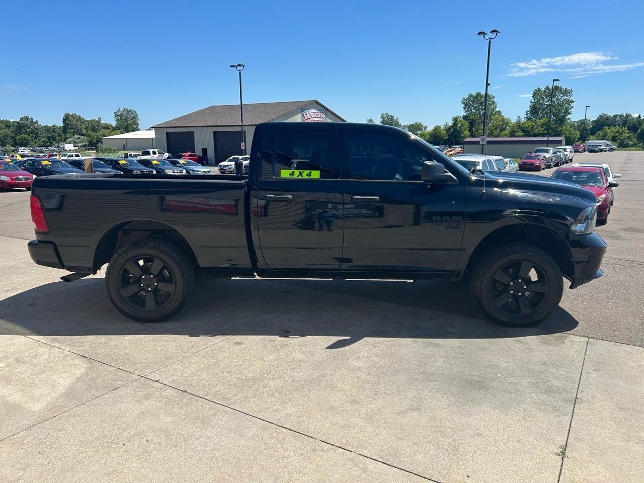 Used 2020 RAM 1500 Express w/ Wheel & Sound Group AWD/4WD image 4