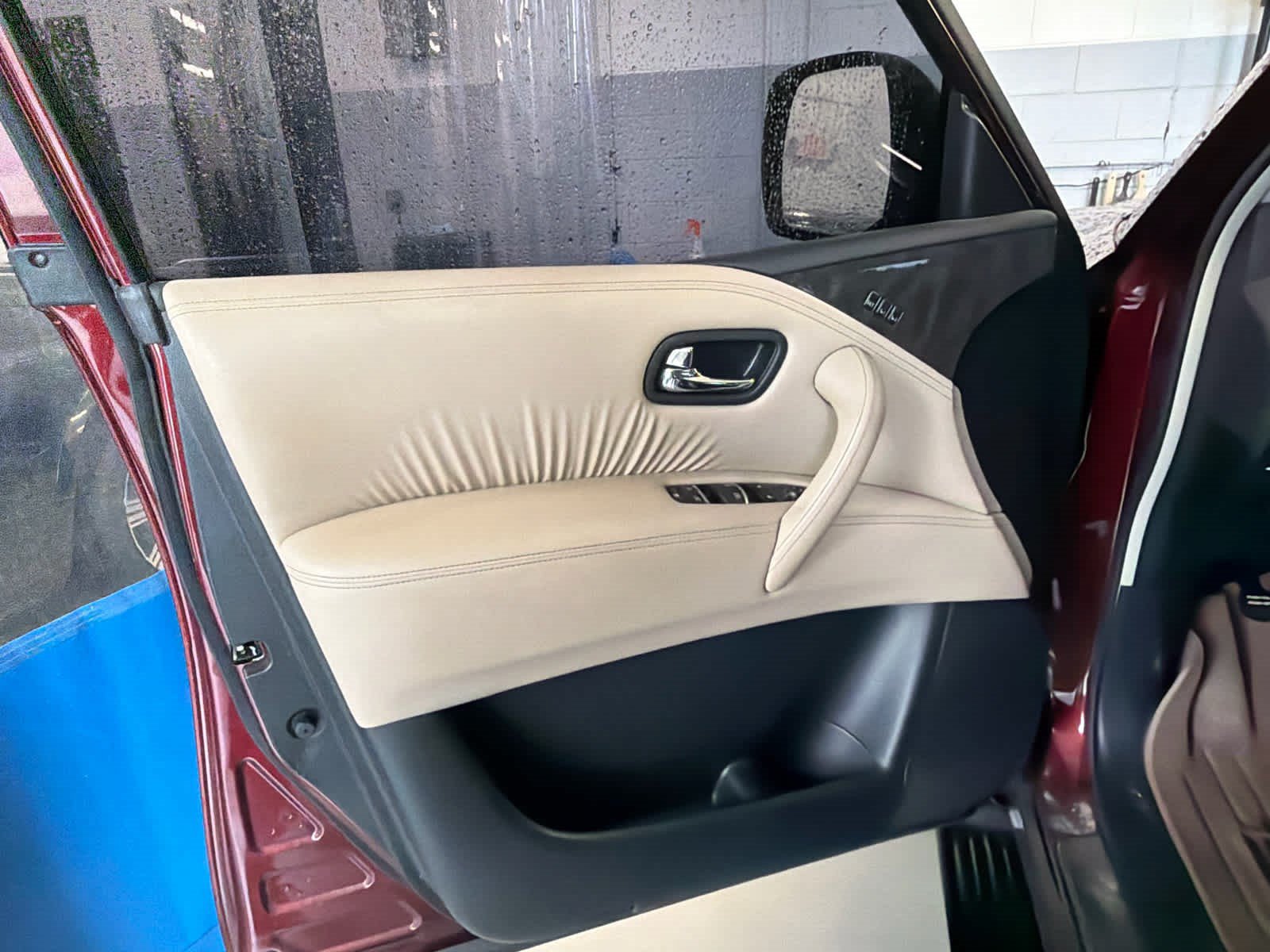 Used 2022 Nissan Armada Platinum w/ Captain's Chairs Package RWD image 62
