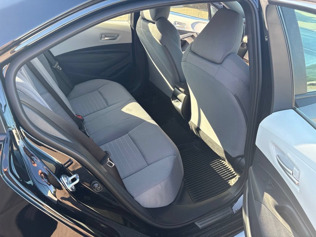 Certified 2026 Toyota Corolla SE w/ SE Package FWD image 17