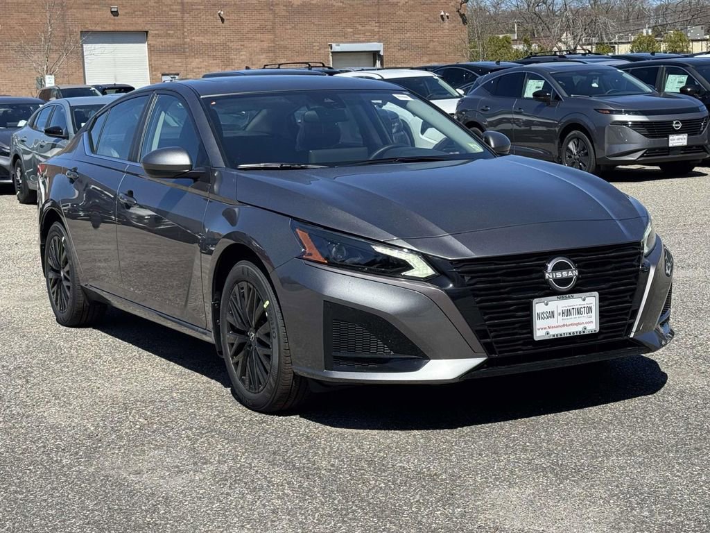 New 2026 Nissan Altima 2.5 SV w/ SV Special Edition Package image 2