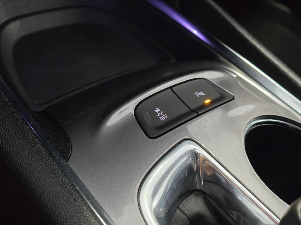 Used 2024 Chevrolet Malibu LT FWD image 31