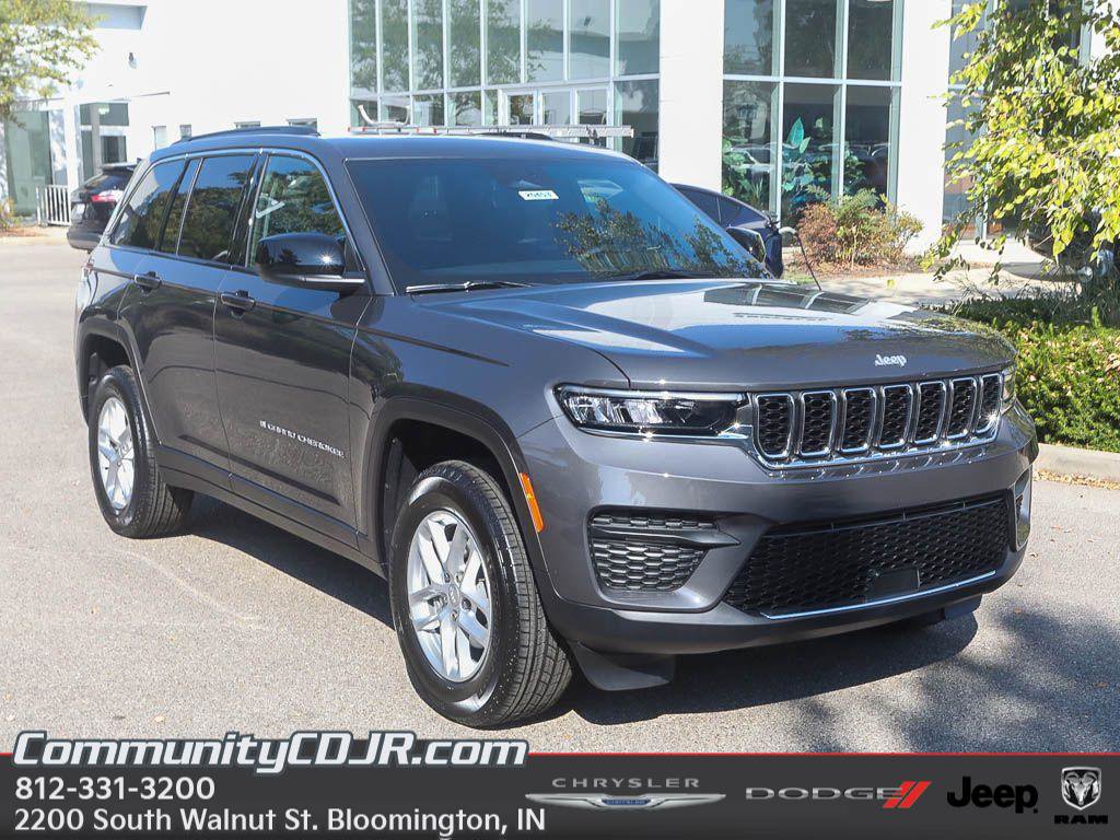 New 2025 Jeep Grand Cherokee Laredo X w/ Luxury Tech Group I image 1