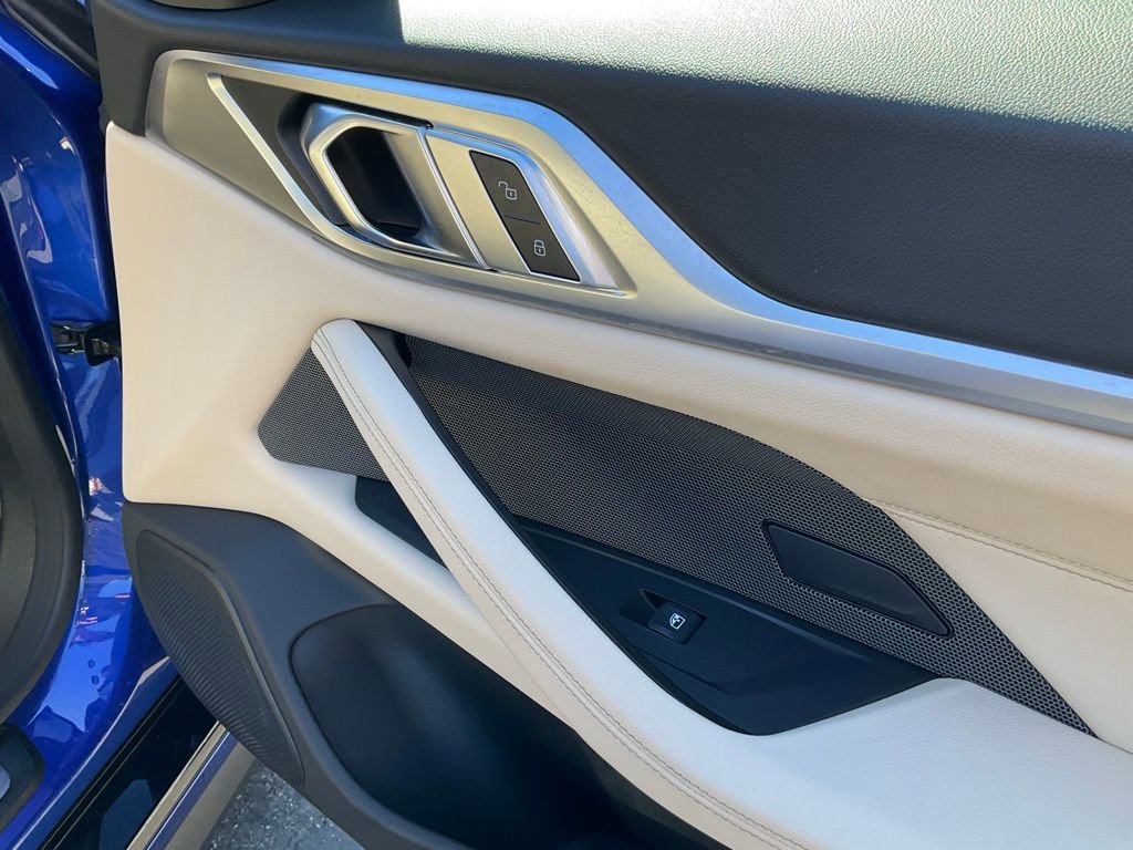 Used 2025 BMW i4 eDrive40 w/ M Sport Package image 66