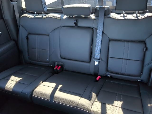 New 2025 Chevrolet Silverado 1500 High Country image 8