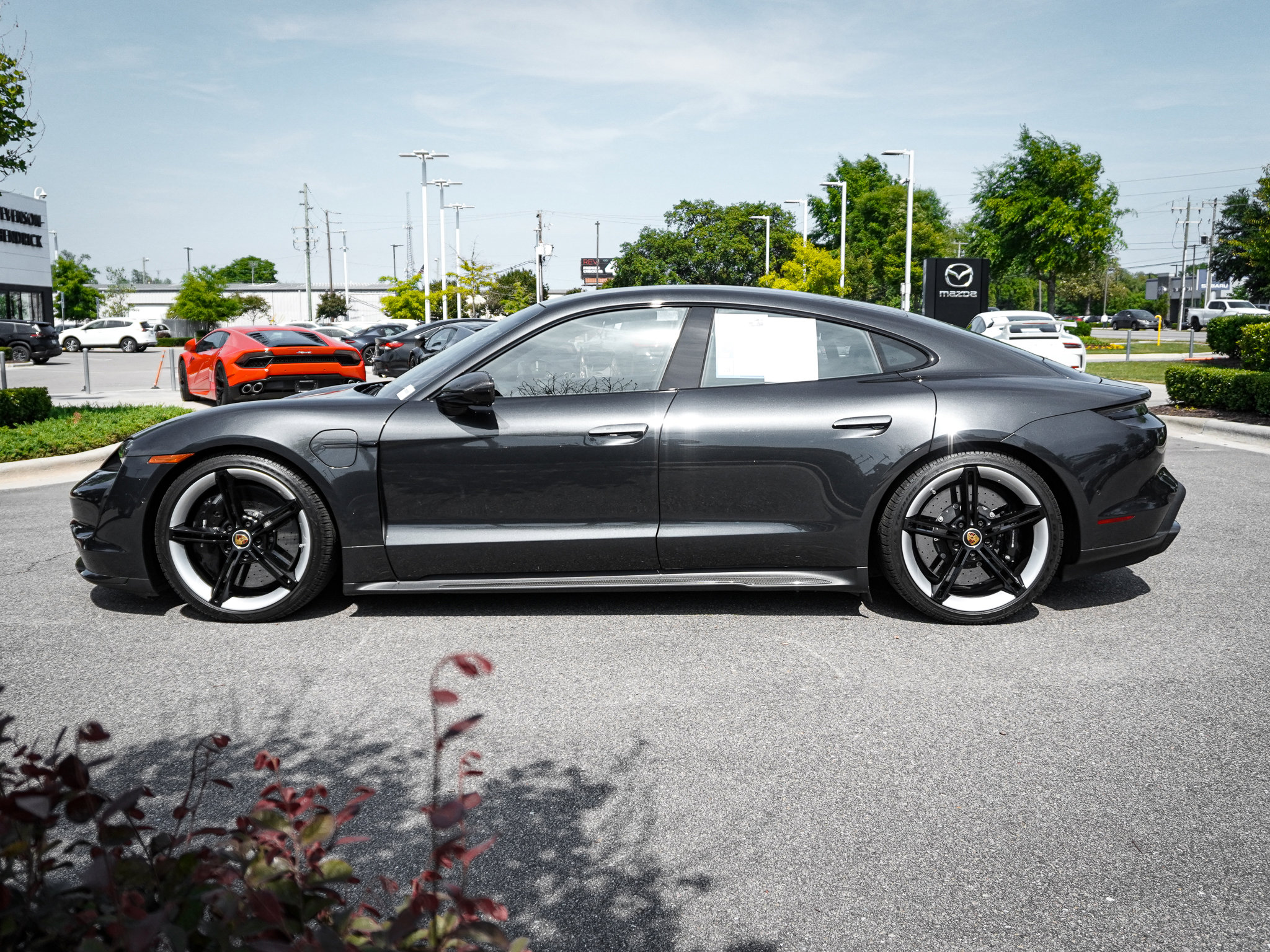 Used 2022 Porsche Taycan Turbo S AWD/4WD image 7