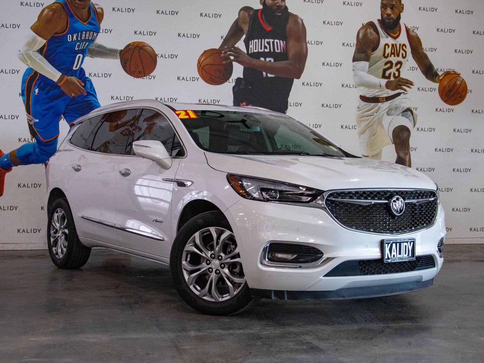 Used 2021 Buick Enclave Avenir w/ Avenir Technology Package AWD/4WD image 2