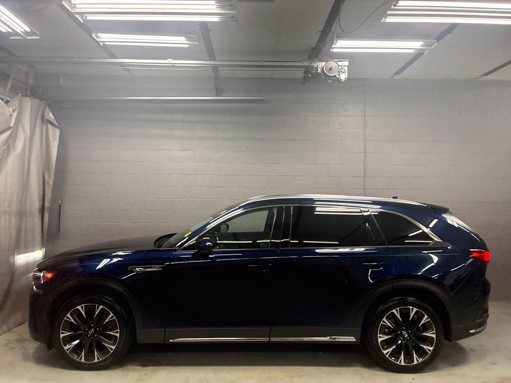 Used 2024 MAZDA CX-90 Plug-In Hybrid w/ Premium Pkg AWD/4WD image 37