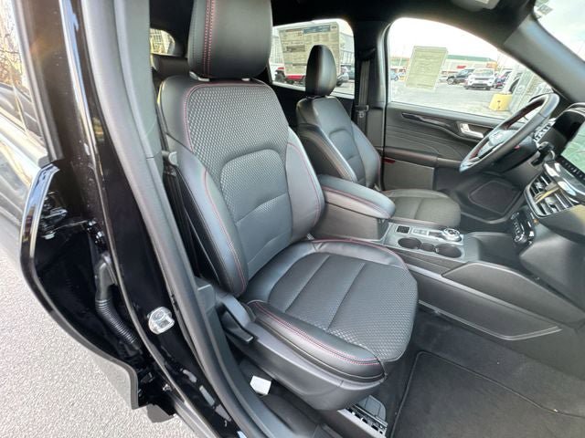 New 2026 Ford Escape ST-Line w/ Tech Pack #1 AWD/4WD image 24