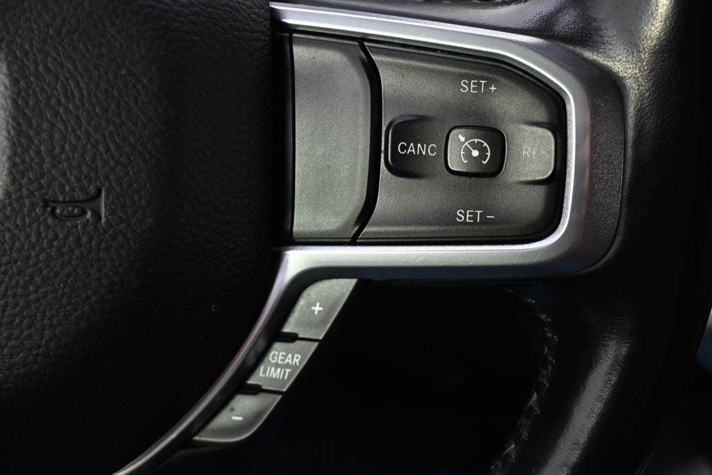 Used 2020 RAM 1500 Laramie AWD/4WD image 36