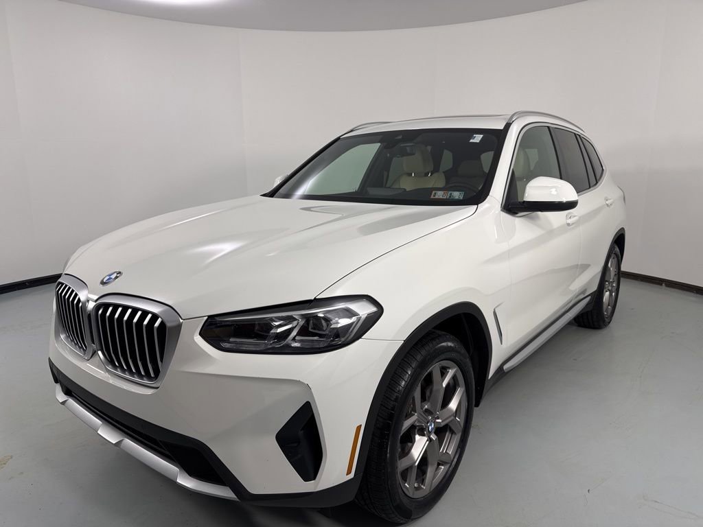 Certified 2022 BMW X3 xDrive30i w/ Convenience Package image 3