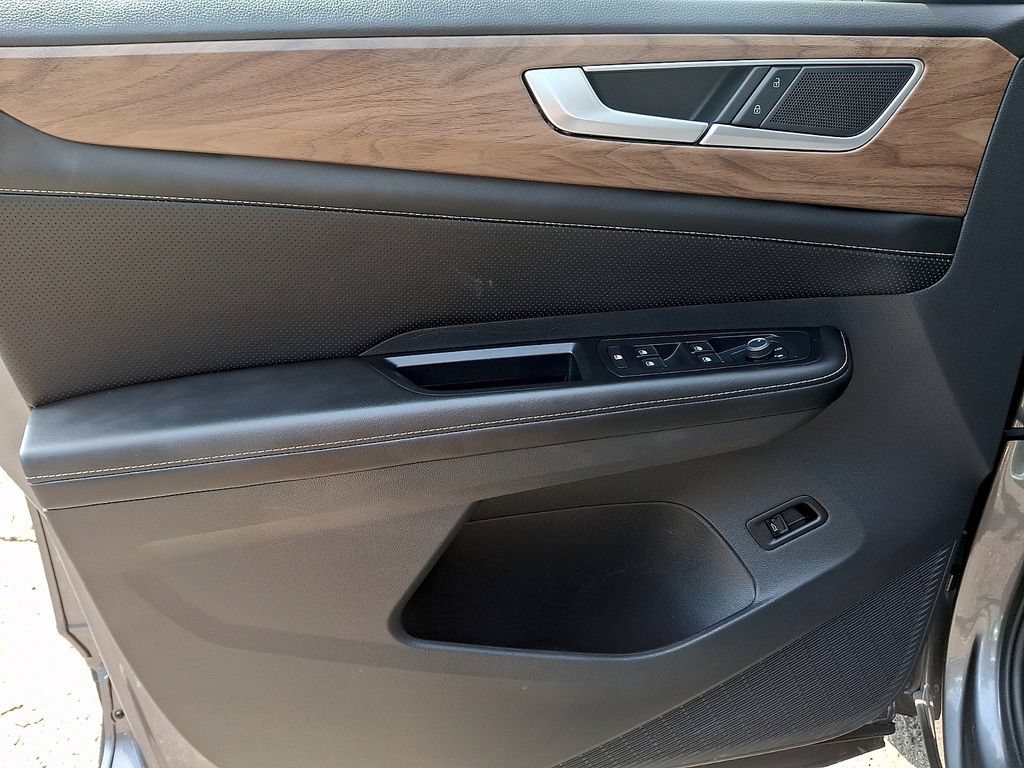 Certified 2024 Volkswagen Atlas SE AWD/4WD image 12