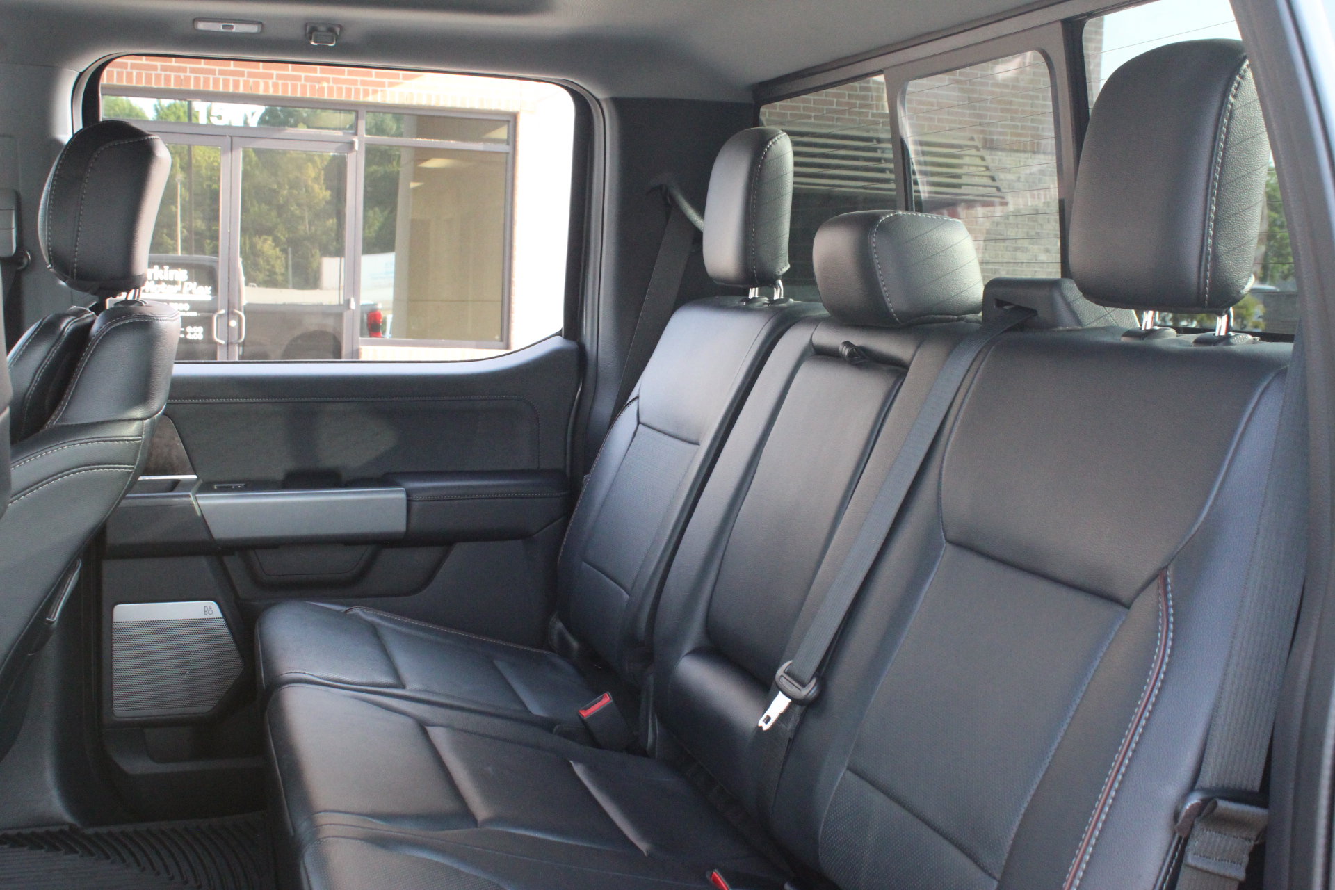 Used 2023 Ford F250 Lariat w/ Lariat Ultimate Package AWD/4WD image 33