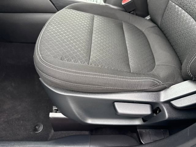 Used 2025 Ford Escape Active image 11